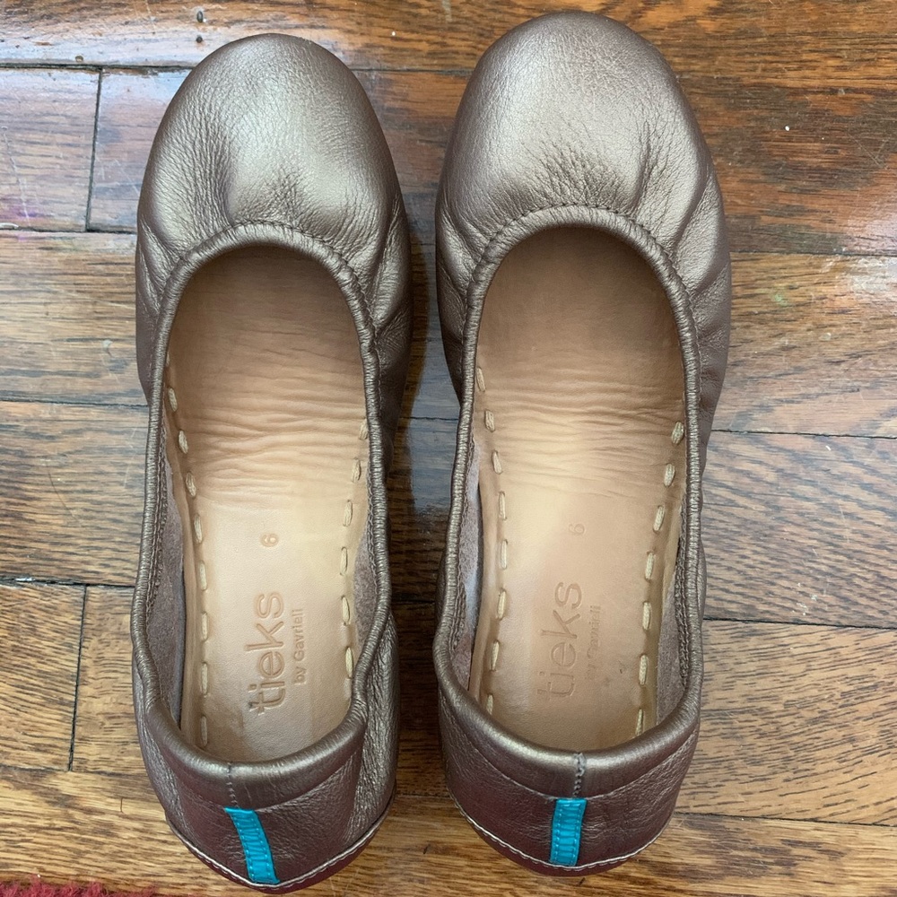 Tieks size 6 Metallic Bronze